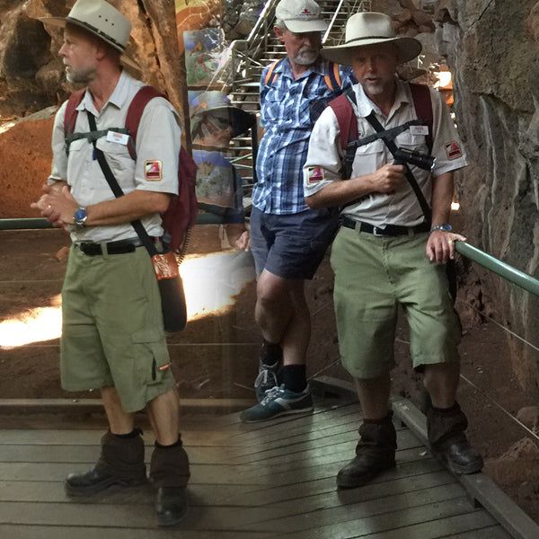 Didgeridoonas Australian Oilskin Boot Guards One Size with Elastic Collar