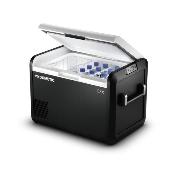 Dometic CFX3 55 Fridge/Freezer 53L with Cover & Vacuum Sealer