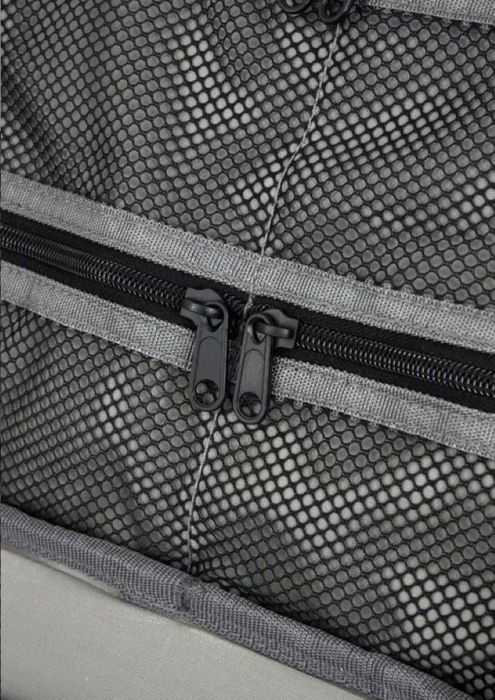 Shimano Fishing Lure Wallet with 10 Plastic Zip Lock Sleeves