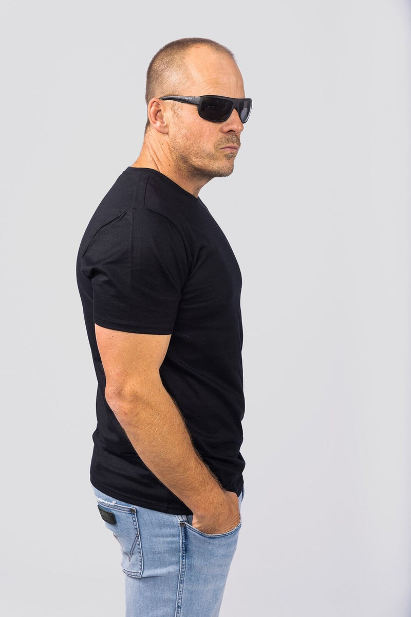 Ugly Fish P3477 Basic Polarised Adult Sunglasses with Smoke Lens