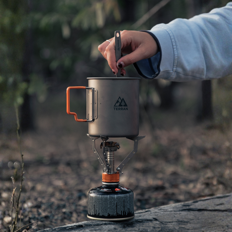 TERRAN Titanium Pot with Silicone Handle 750ml