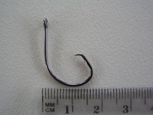 1 Box of Mustad 39951NPBLN Demon Circle Chemically Sharpened Fishing Hooks