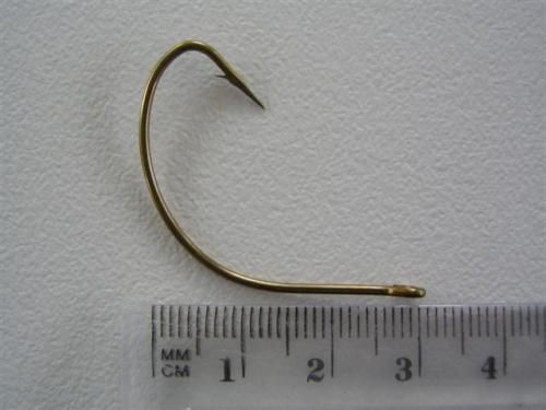 1 Box of Mustad 37140 Bronze Wide Gap Fishing Hooks