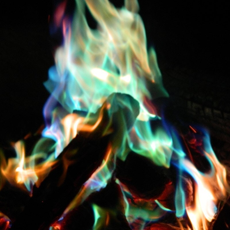 5x Mystical Fire 25g Packets Creates Coloured/Colourful Flames Campfire/Bonfire