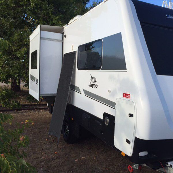 Fridge Vent Shade Screen with Sail Track — Black