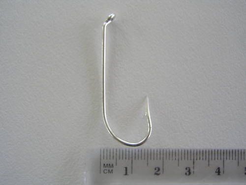 1 Box of Mustad 4202D 2x Strong Kirby Open Eye Fishing Hooks