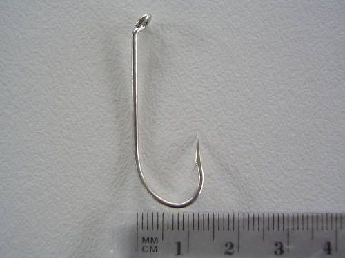 1 Box of Mustad 4202D 2x Strong Kirby Open Eye Fishing Hooks