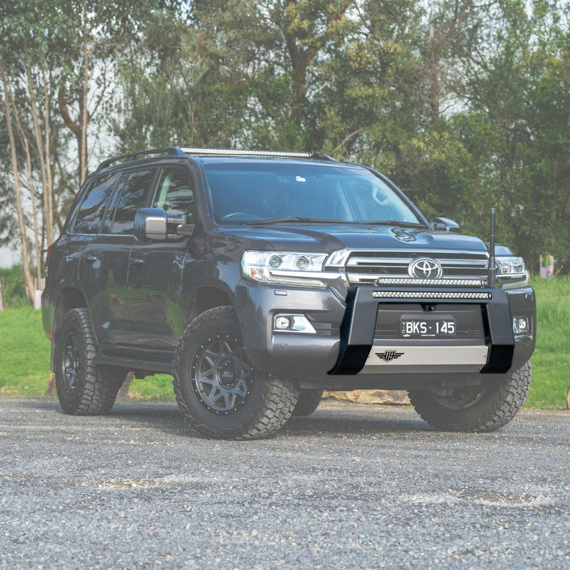 The Ultimate Nudge Bar to suit Toyota Landcruiser 200 Series (2015 - 2022)