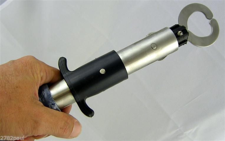 Surecatch Stainless Steel Lip Gripper - Heavy Duty Lip Grip