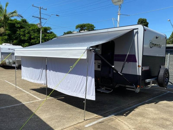 Caravan & RV Clothesline with Reversible Brackets