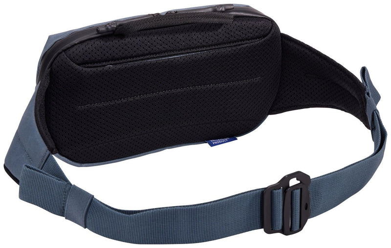 THULE Aion 2L Sling Bag – Travel Hip Pack Waist Pouch for Outdoor Use in Dark Slate
