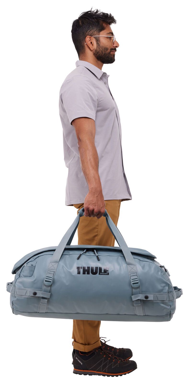 Thule Chasm 70L Duffel Overnight Bag Convertible Backpack Duffle in Pond