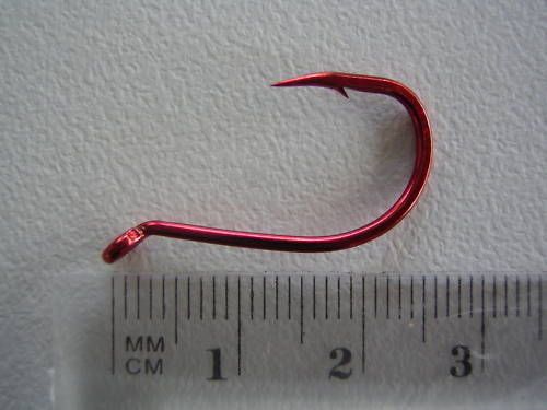 1 Box of Mustad 92554NPNR Big Red Chemically Sharpened Fishing Hooks