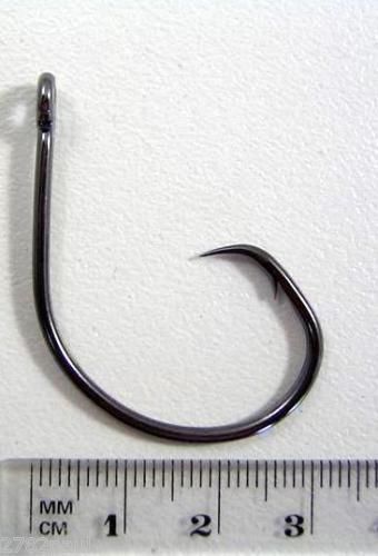 1 Box of Mustad 39951NPBLN Demon Circle Chemically Sharpened Fishing Hooks