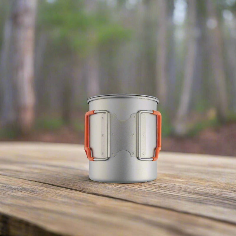 TERRAN Titanium Mug With Lid and Silicone Handle 750ml