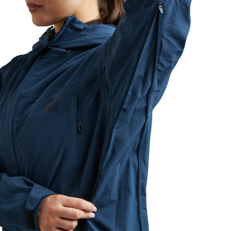 Women's Pursuit Waterproof Lightweight Changing Robe Jacket - Ocean Blue