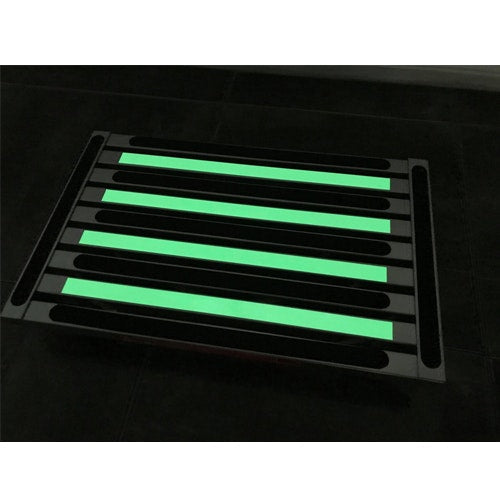 Illuminating extra large platform portable folding step